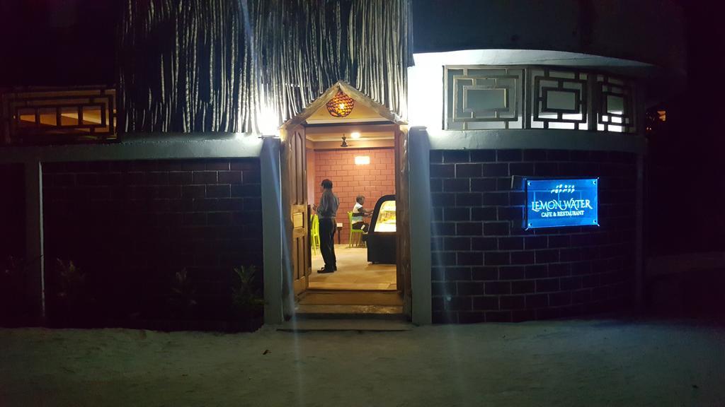 Maafushi View Hotel Exterior foto
